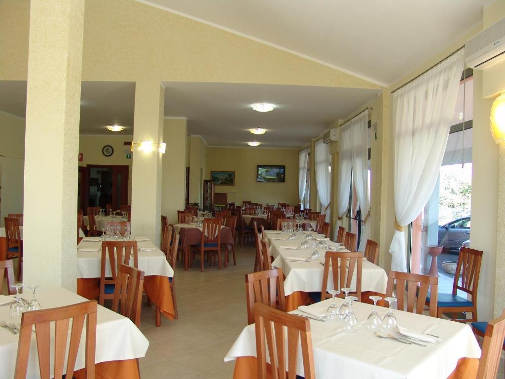Hotel Villa Adriatica Portocannone Bagian luar foto