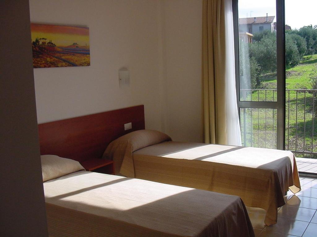 Hotel Villa Adriatica Portocannone Bagian luar foto